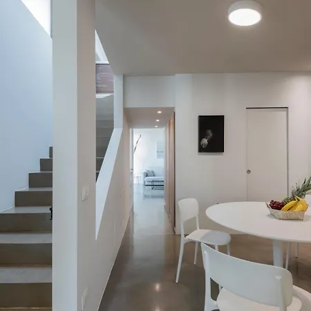 アパート Luxury Loft Porta Venezia In Downtown ミラノ